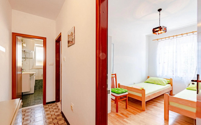Mir - Perfect Location & Cosy - A1