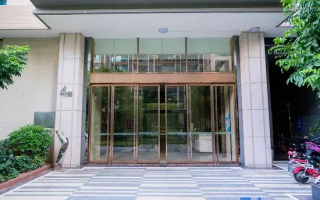 Foshan Yuexin Apartment (Xiadong Subway Station Yingyue Lake Huanyu City)