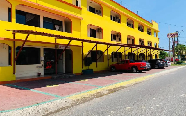 Hotel Sociedad y Maristas