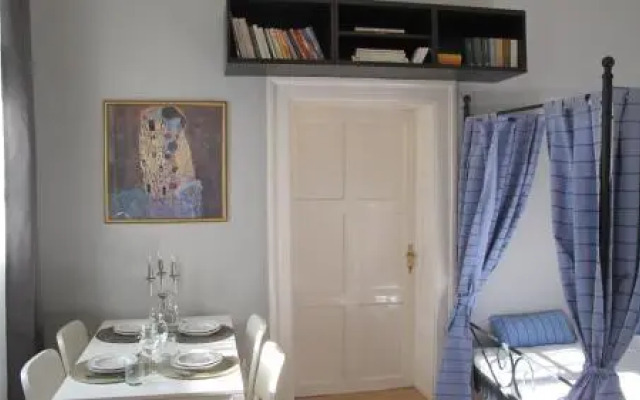BMG Apartment