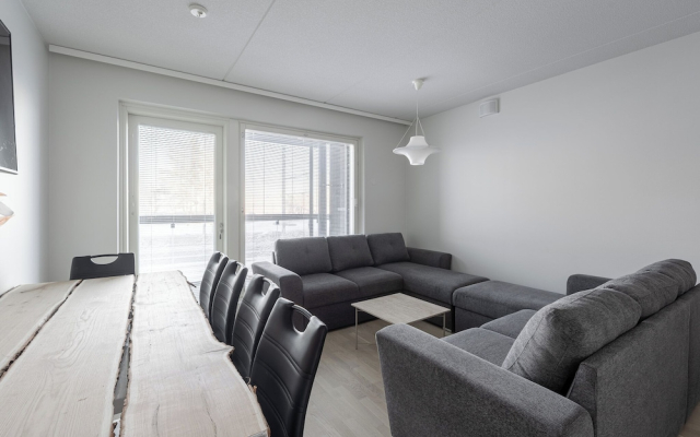 Spacious 1BR Apt. Next to Lake Näsijärvi