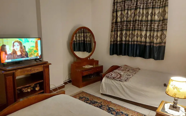 Salem Apartment