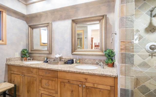 Aspen Ridge 6 3 Bedroom Townhouse by Alpine Lodging Telluride