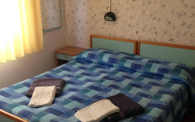 Hotel Happy