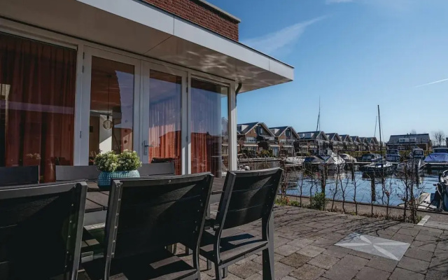 Beautiful House With AC, in the Port of Uitgeest