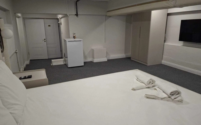 Zeynus Hotel Kadıköy