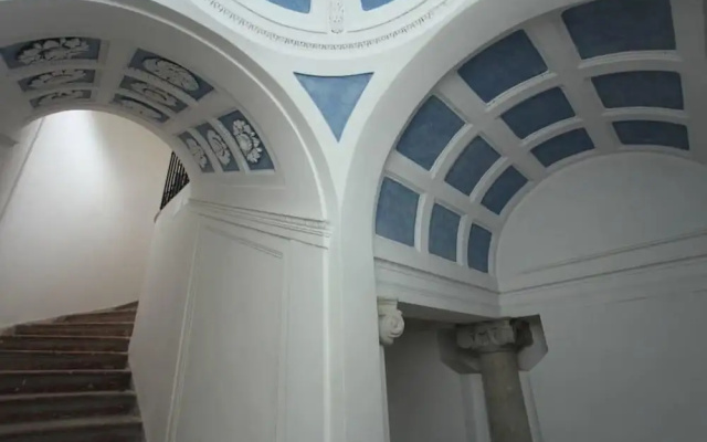 Palazzo Moncada Apartment