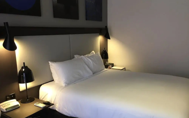 Quality Hotel CKS Sydney Airport