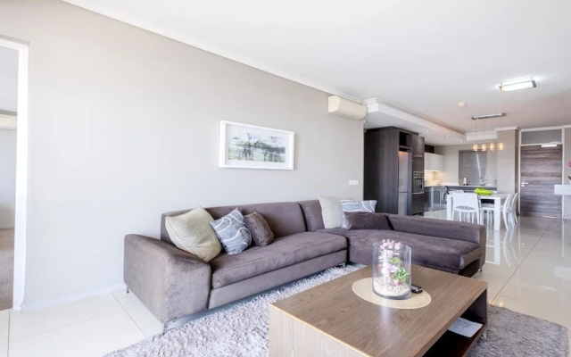 CENTURY CLUB - Luxury Apartment Hotels