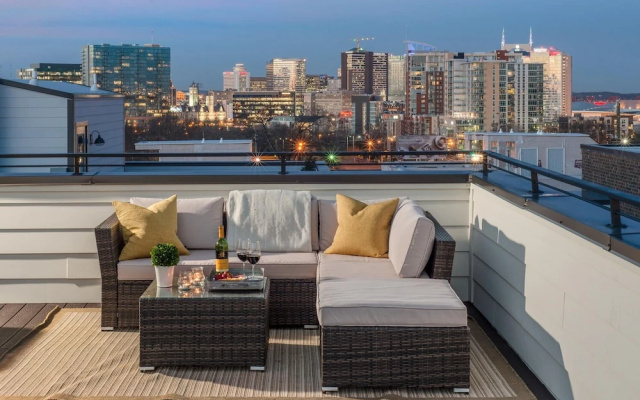 Luxury Home Blocks from Downtown by RedAwning