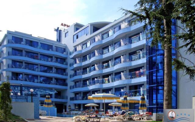 Aphrodite Hotel вид на фасад