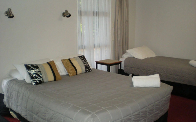 Carrington Motel