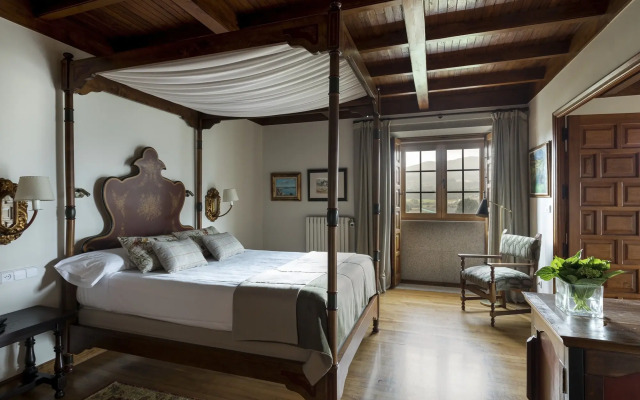 Parador De Tui