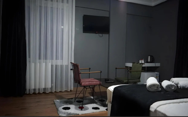 Karaca Suite