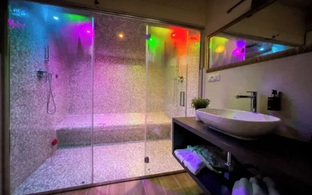 4 Star Suite SPA