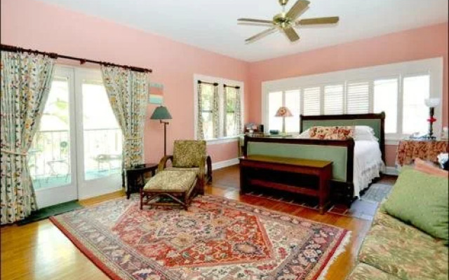 Sea Breeze Manor Inn