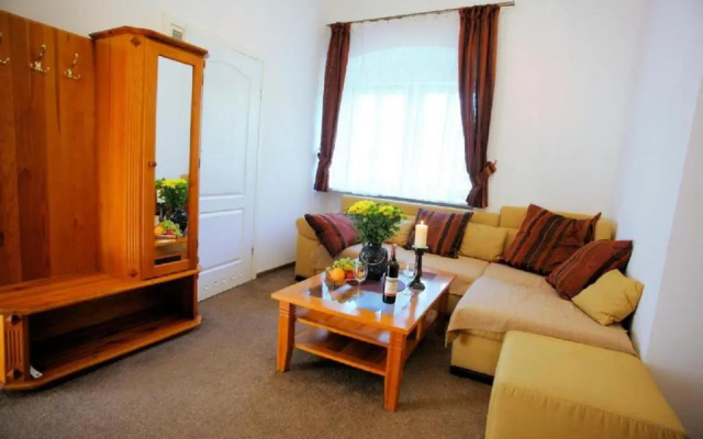 Hotel Przy Oślej Bramie - Zamek Książ