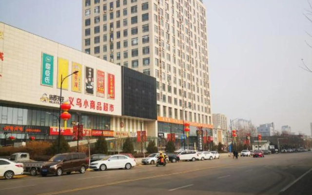 Fenni Music Video Hotel