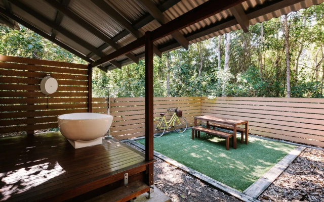 The Little Bush Hut