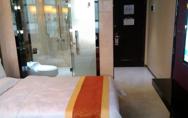 Shi Ji Huang Chao Holiday Hotel