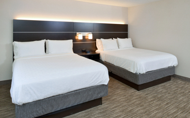 Holiday Inn Express Wixom by IHG