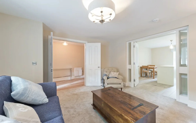 Camden Street Apartment