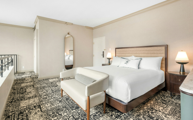 Omni Severin Hotel