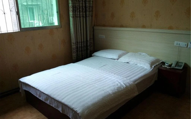 Hejiang Tangjiu Inn