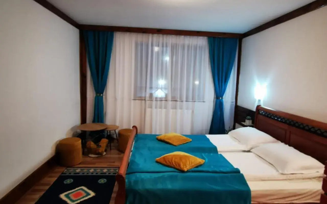 Hotel Romanitza