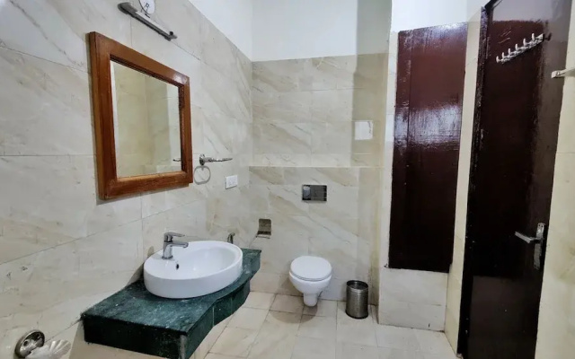 Neel Giri Resort