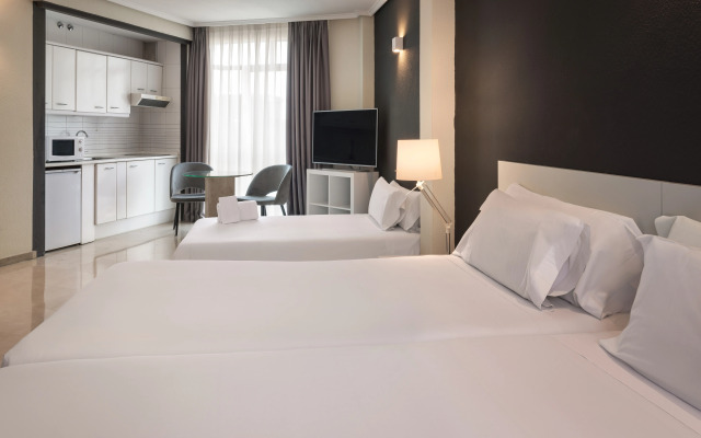 Apartamentos Sercotel Togumar