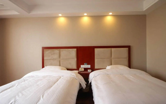 GreenTree Inn Suqian Sihong Passenger Station Zhongyuan Logistics District Hotel