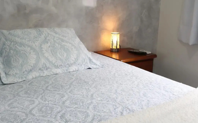 ARQ Inn Hotel