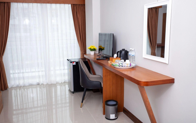 The Brown boutique patong