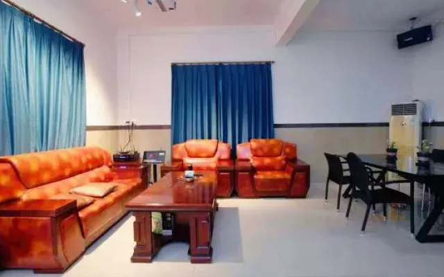 Jimmy's Ancient Charm Homestay (Xichong Branch)