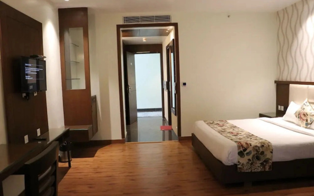 Palmdale Hotel & Resort