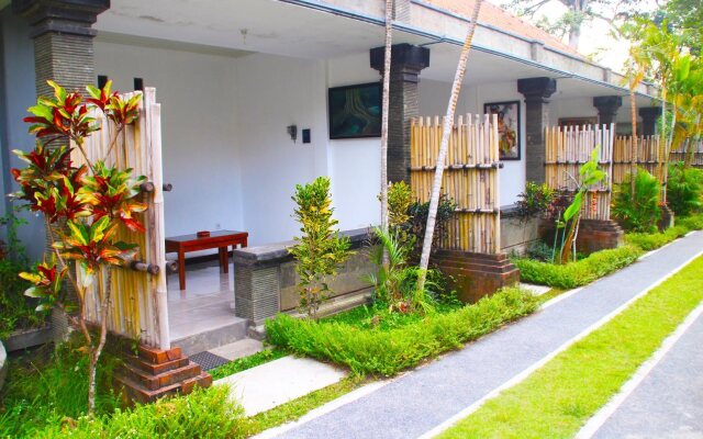 OYO 1840 Kubu Ubud Hotel