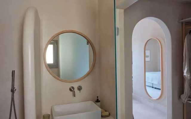 Salt Suites Paros
