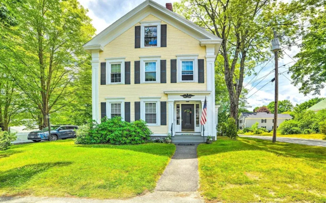 Kennebunk Apartment w/ Local Beach Access!
