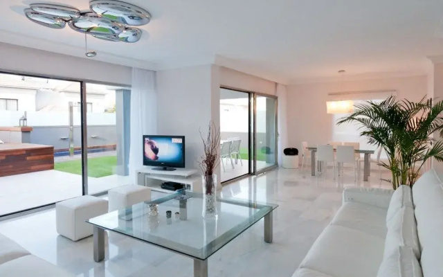 Villa Meloneras Hills 16 Holiday Rentals