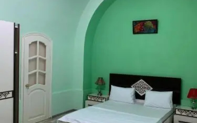 Nizami street floor 1