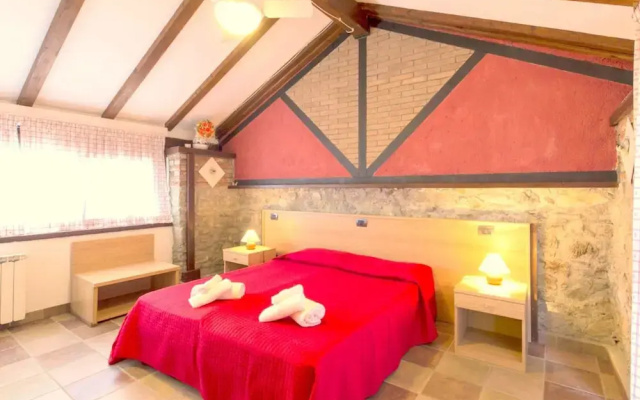 Charming Residence in the Hills Surrounding La Spezia