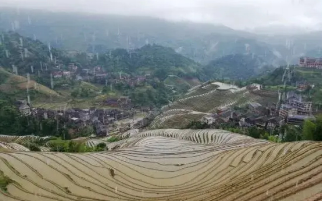 Longsheng Yaosu Express Hotel