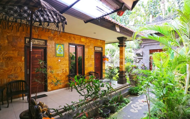Semampan Village Guesthouse