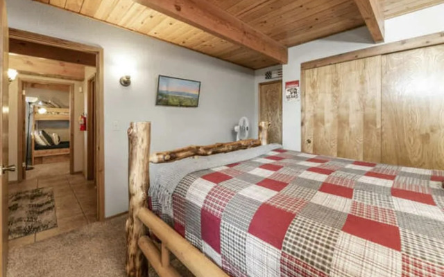 Wolf View Lodge