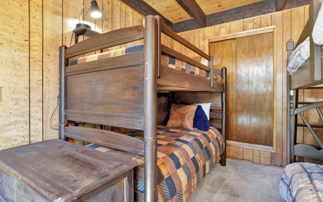Rustic Retreat #2419
