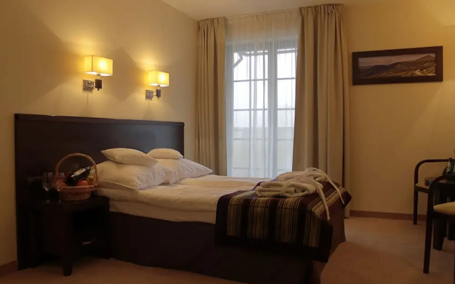 Hotel Krysztal Conference & Spa