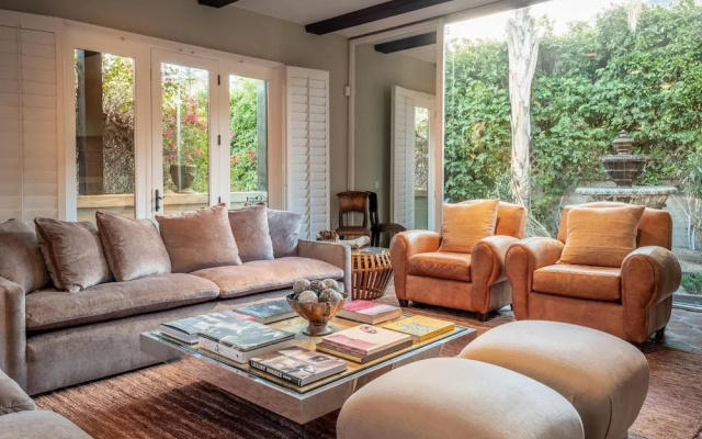 Villa Carmelita - The Sonny & Cher House