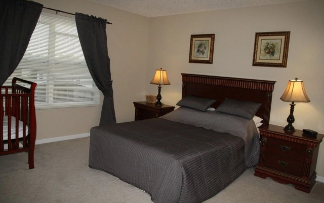 Kissimmee-Davenport Pool Homes by Hayes