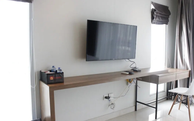 Modern Stylish Studio Plus at Greko Apartment Bandung